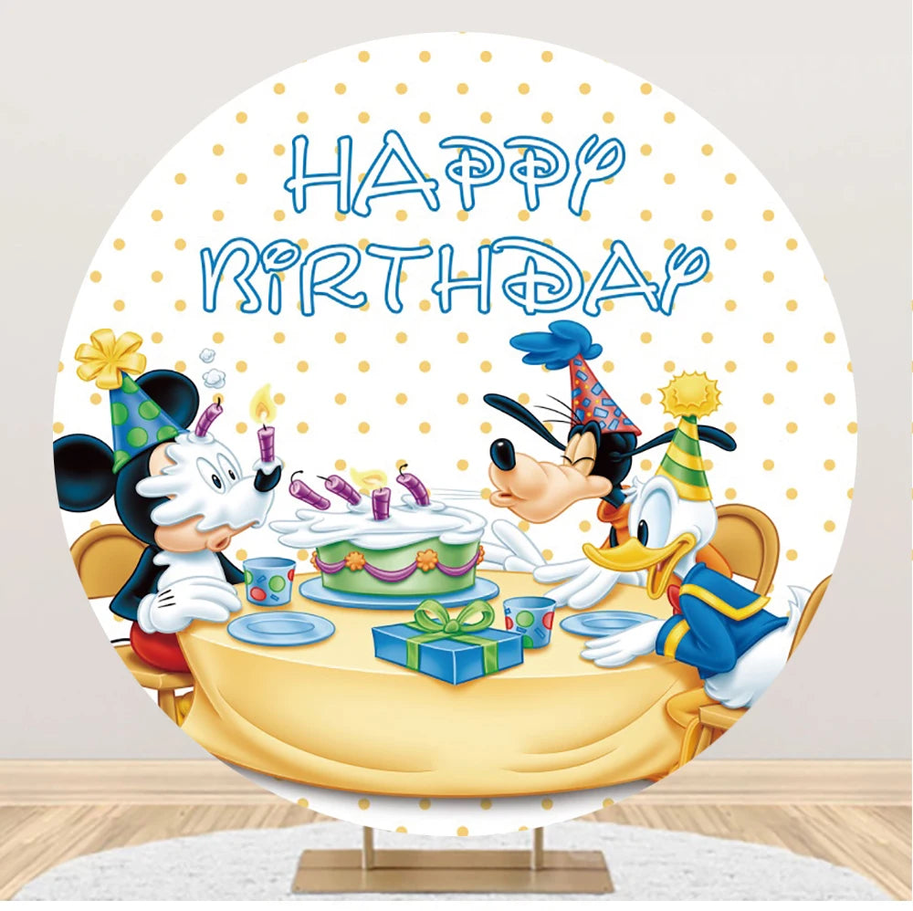 Minnie Circle Backdrop Birthday Party