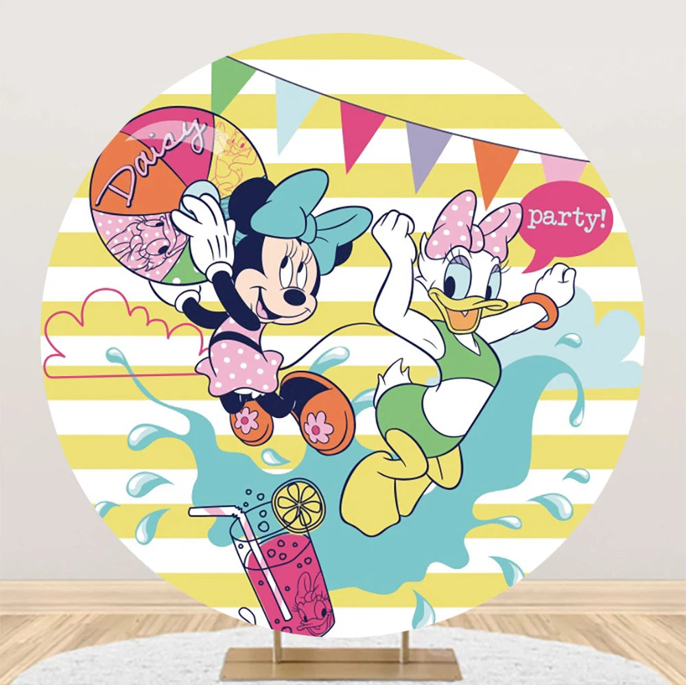 Minnie Circle Backdrop Birthday Party